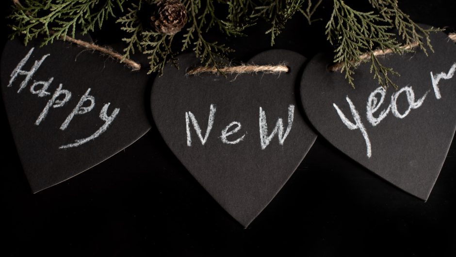Felicitări de Anul Nou: mesaje și urări pentru un an proaspăt